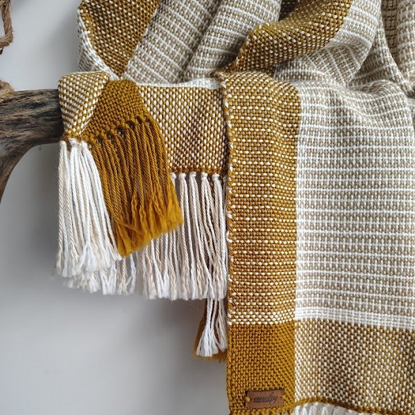 Pashmina Bucalemu tejidas en telar artesanales